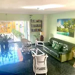 Wonderful, Lovely & Quiet In - Wifi Free 아파트 플라야 델 잉글스